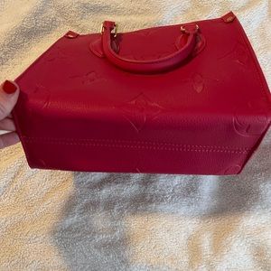 Hot pink bag. Inspired bag. never used. Clean inside and out